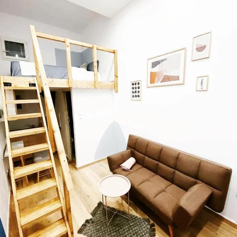 Velestinou Private Maisonette Appartement Athene Buitenkant foto